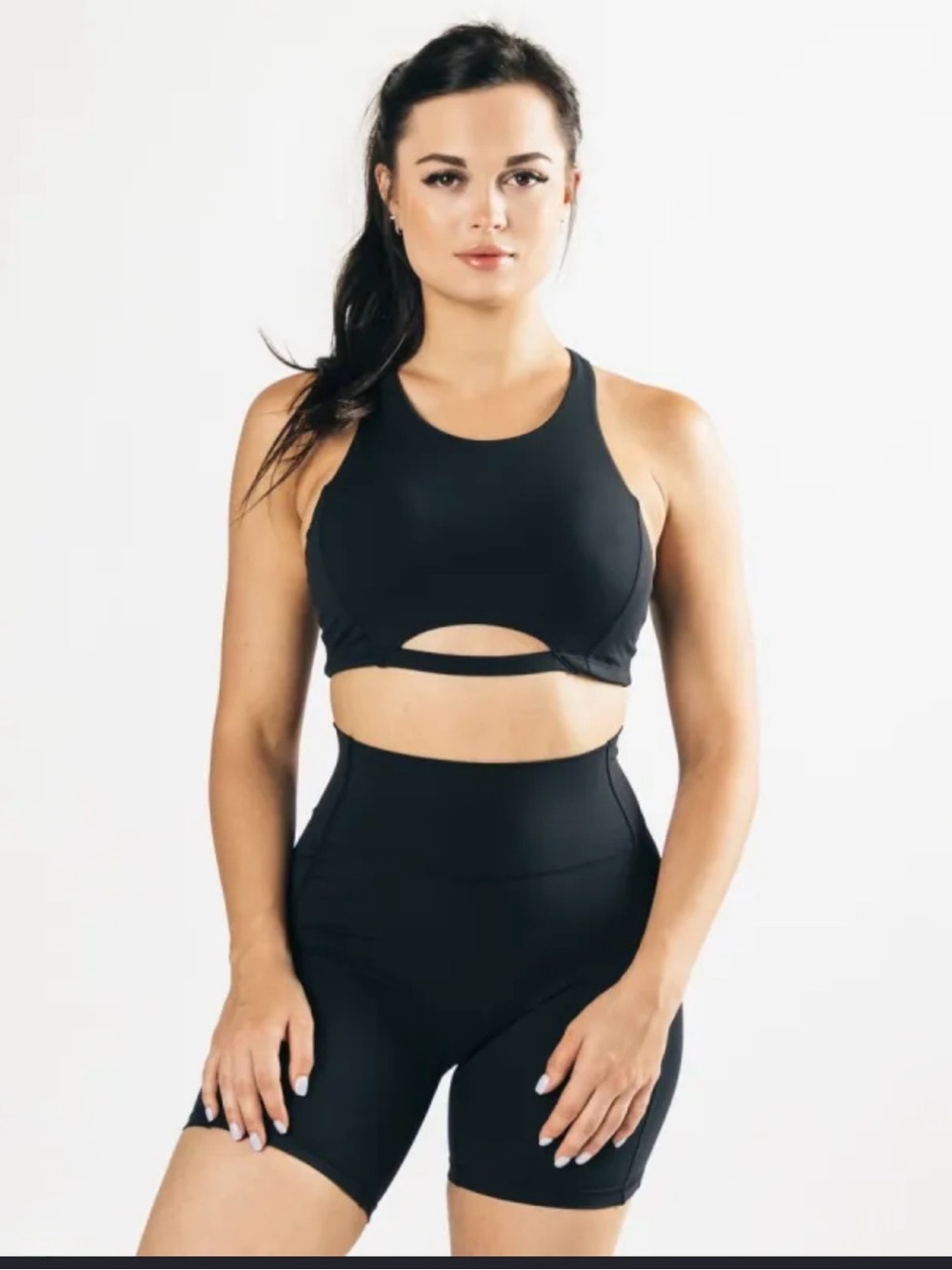 NWT Alphalete Pulse Surge Bra in Black Sz Small